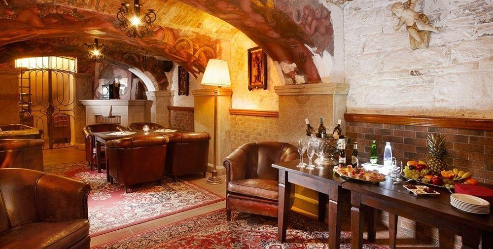 Hotel U Pava Praha Exteriér fotografie